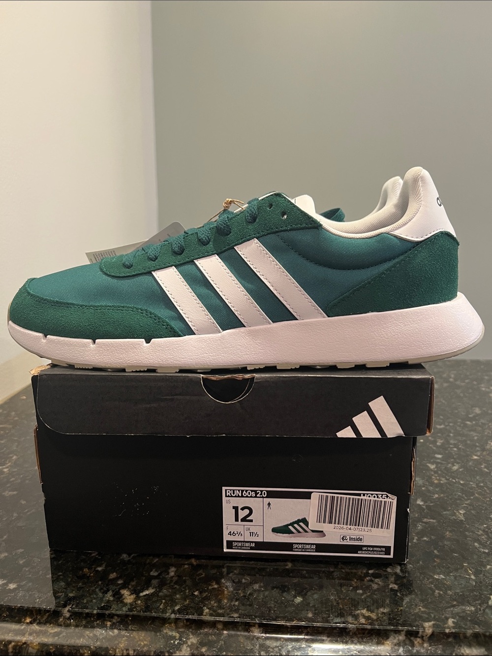 New adidas Green and White RUN 60s 2.0       Men's 12 Sneakers